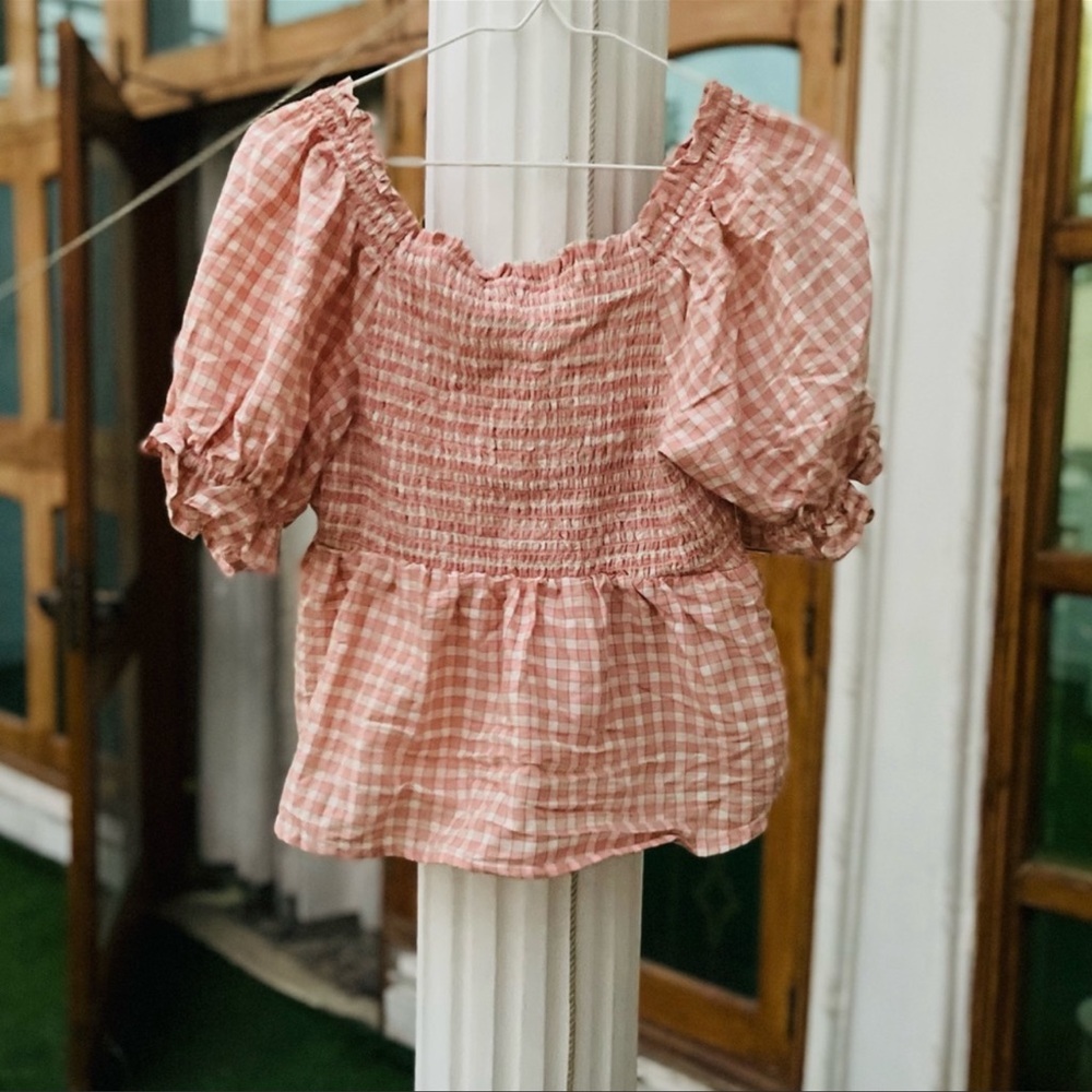 ‼️SOLD‼️Combo of H&M puff sleeves top linen and peach top - Picture 8 of 8